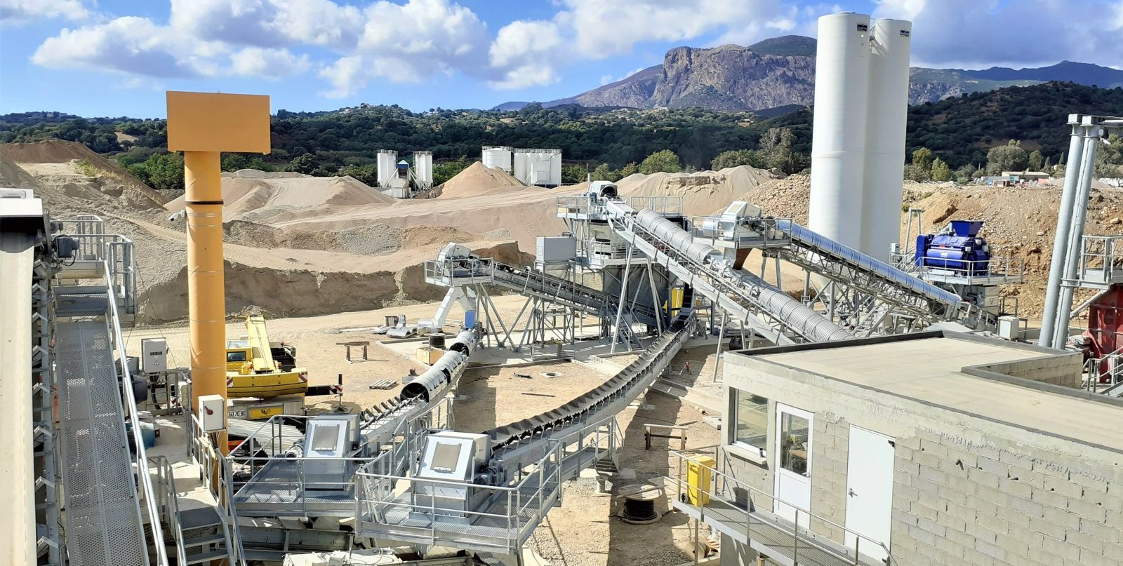 Installation de chaulage pour la réintégration des stériles